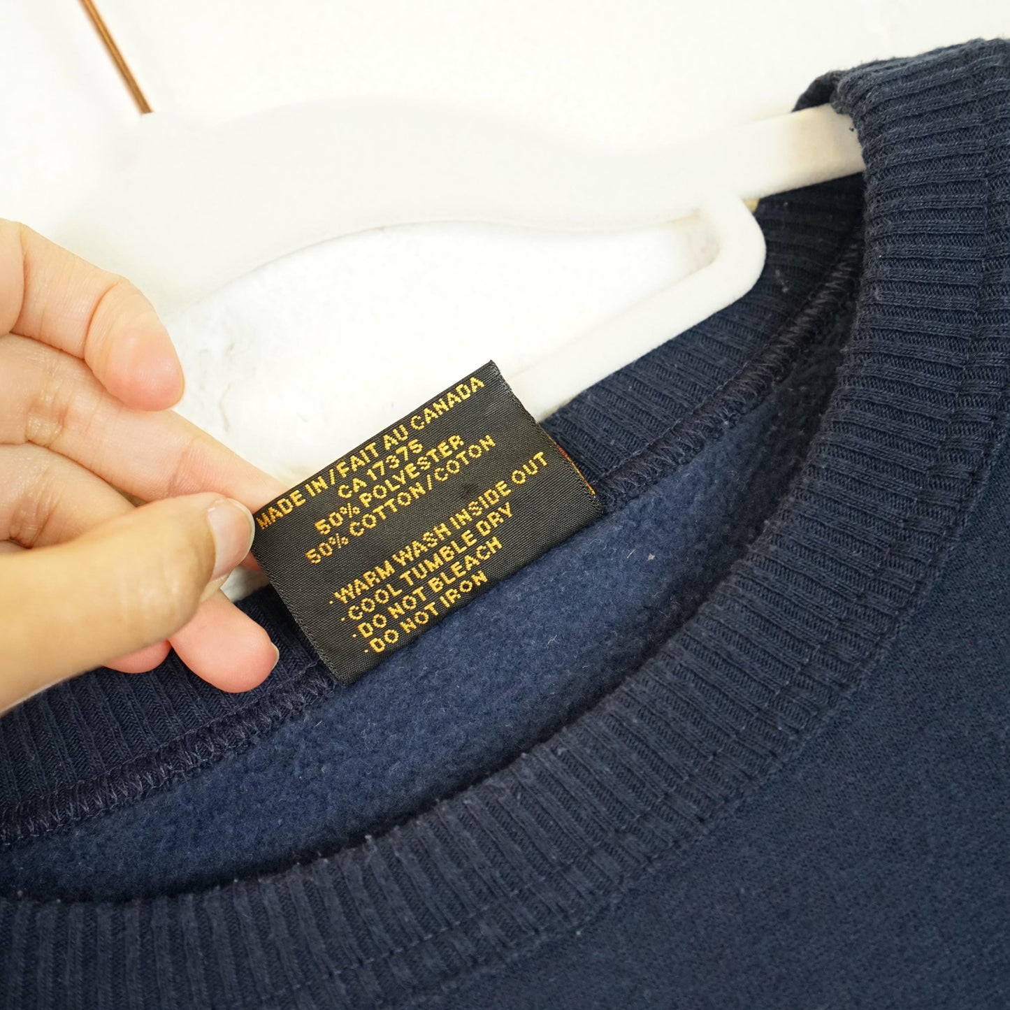 Vintage blue Sweatshirt men size L Canada