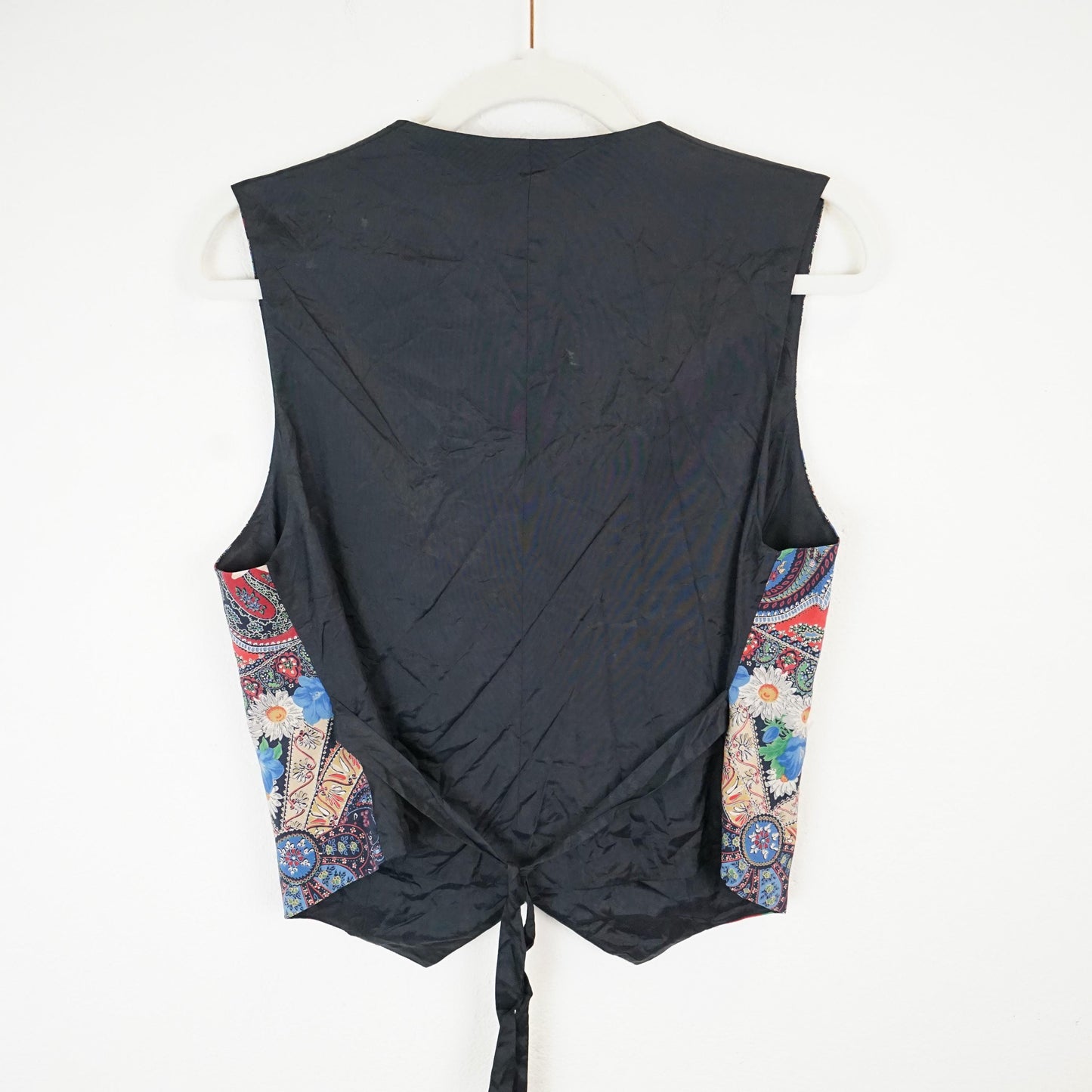 Vintage silk Vest Size M floral paisley