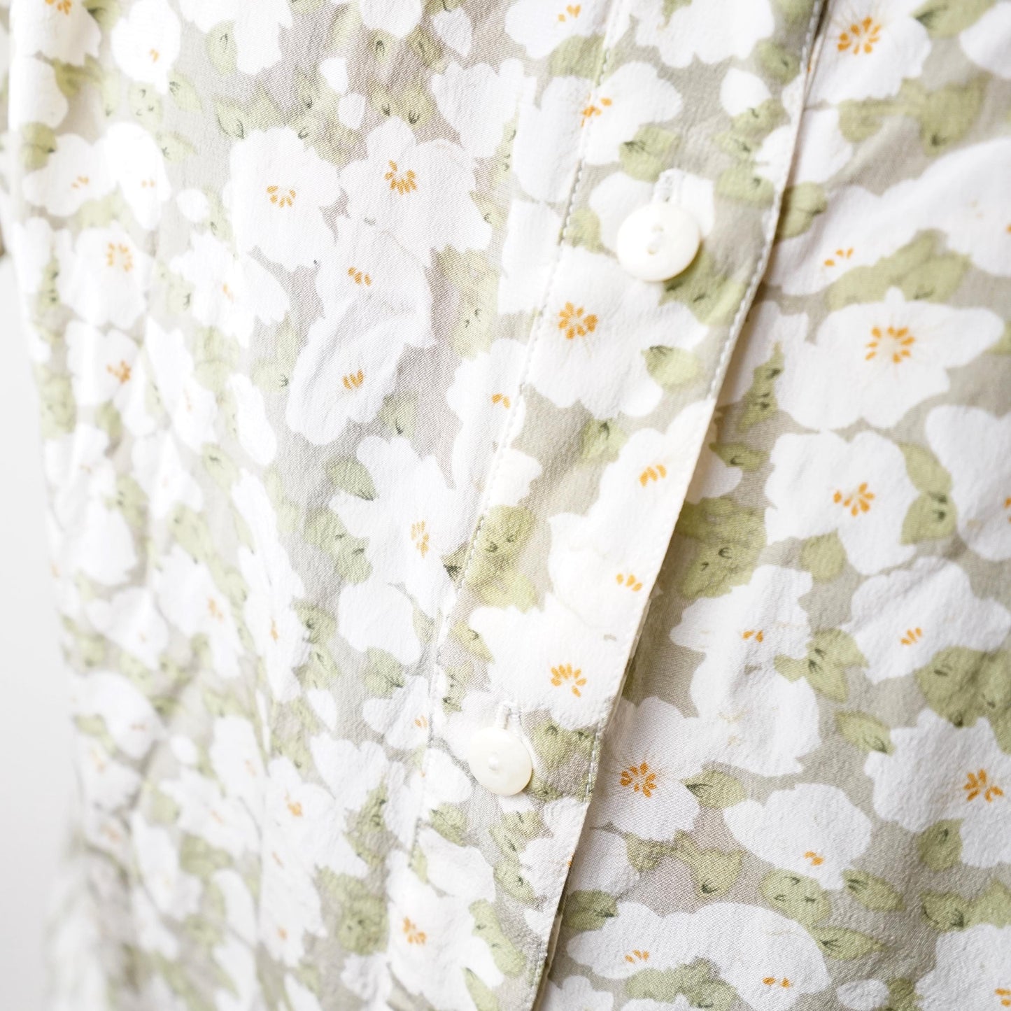 Vintage silk Blouse size S floral