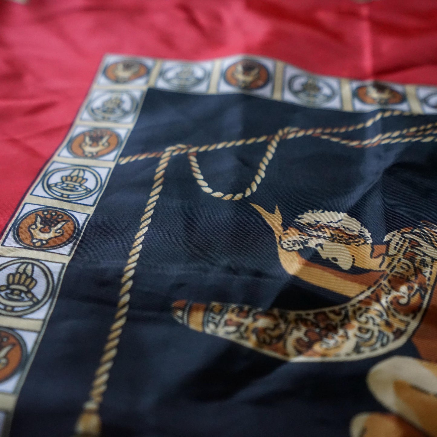 Vintage scarf baroque pattern