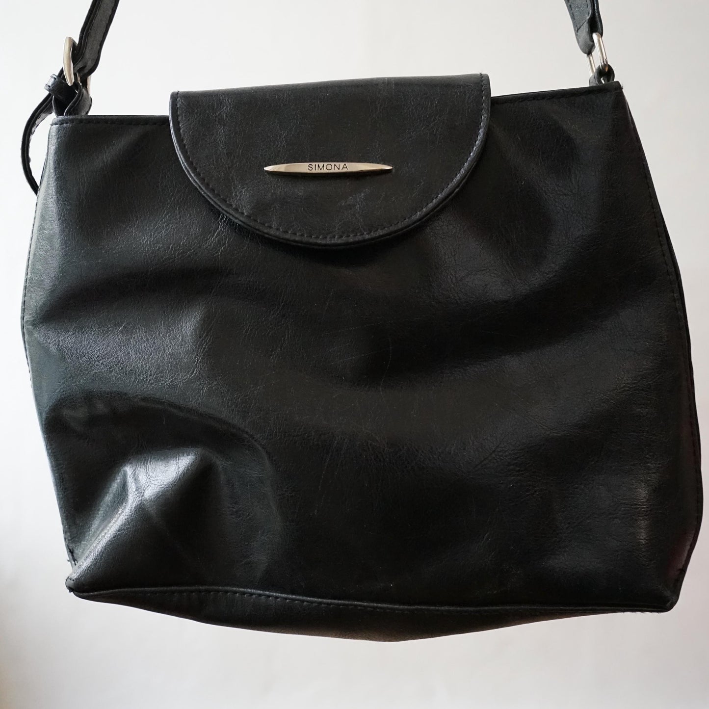 Vintage leather shoulder bag black