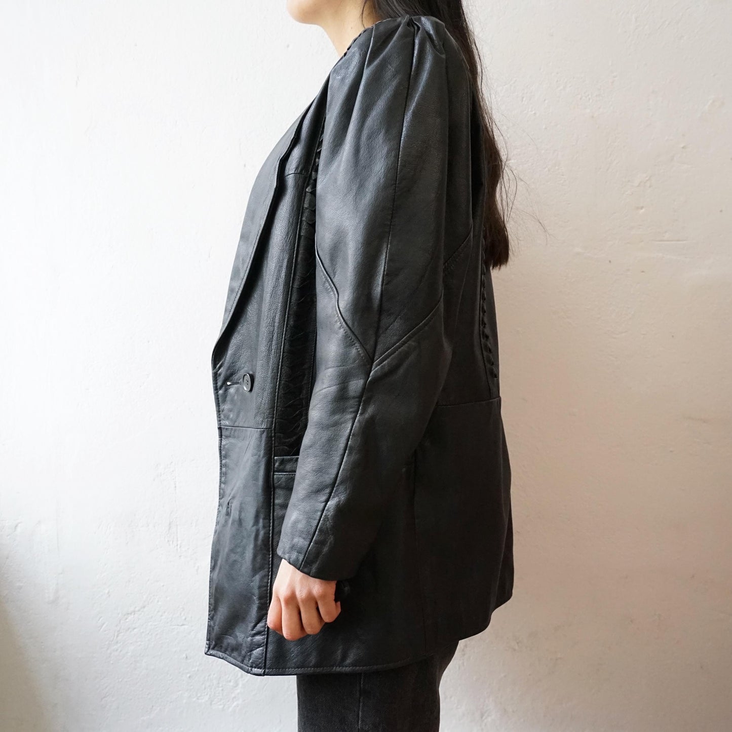 Vintage black leather jacket size S