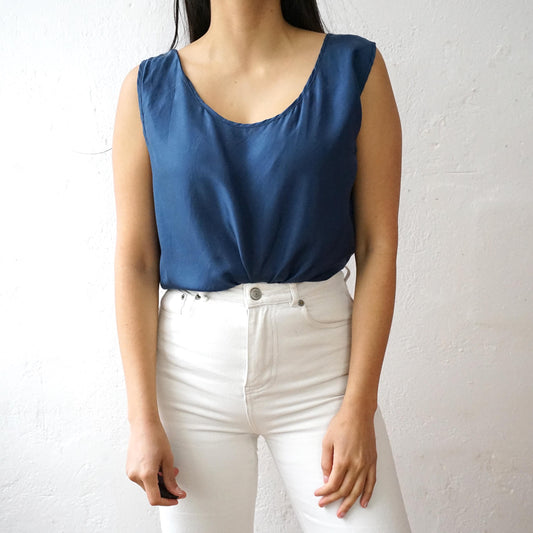 Vintage silk Blouse size M-L blue