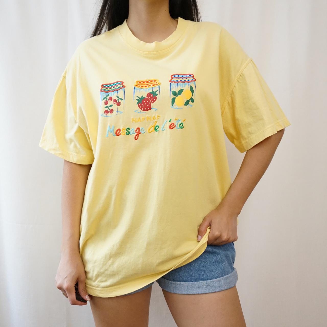 Vintage 90s T-Shirt Size L yellow