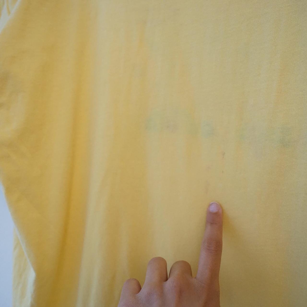 Vintage 90s T-Shirt Size L yellow