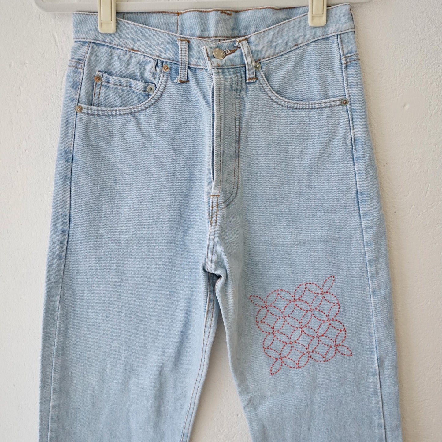 Vintage 501 Levi's Hand Embroidered Jeans size XS-S / Lila Papaya