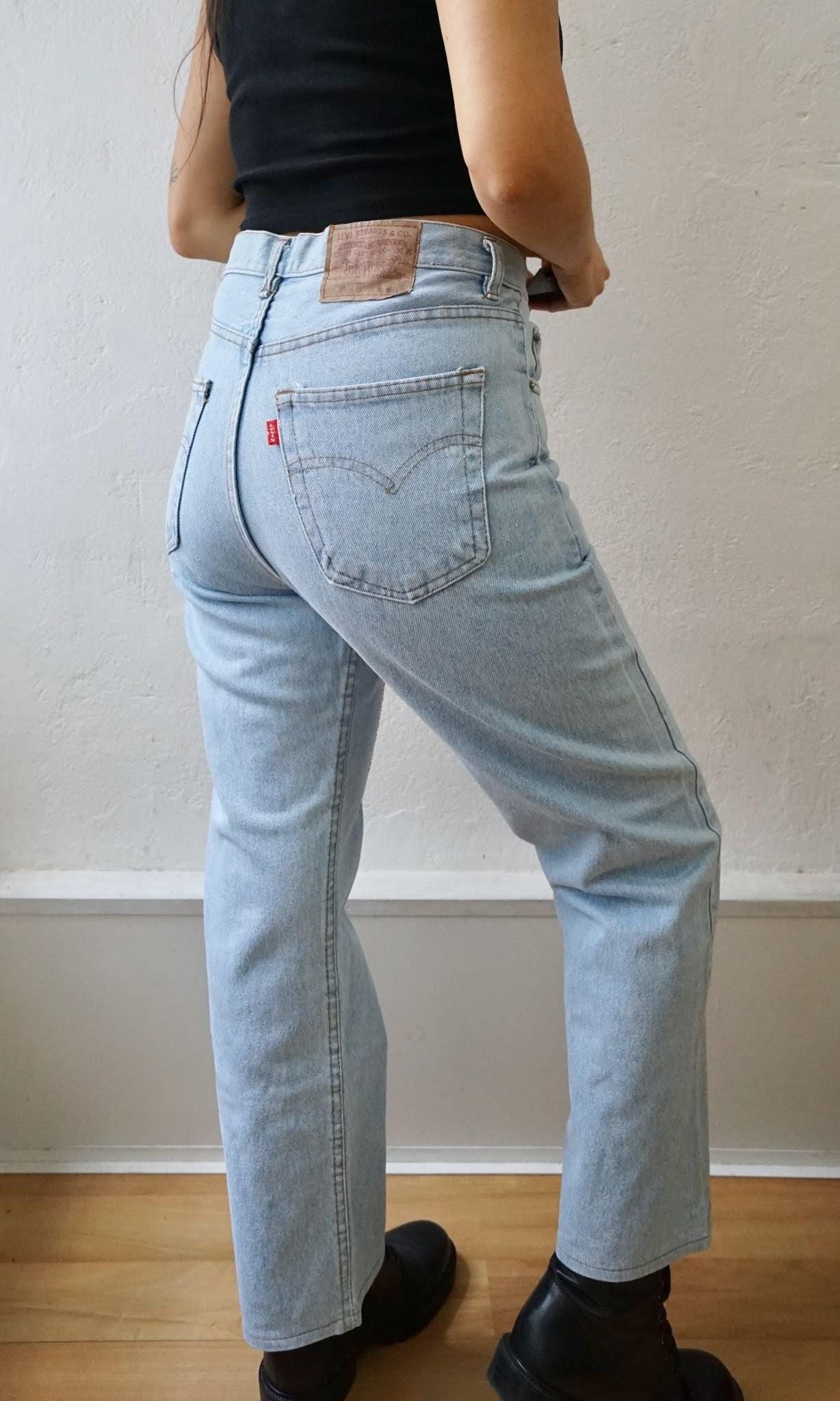 Vintage 501 Levi's Hand Embroidered Jeans size XS-S / Lila Papaya