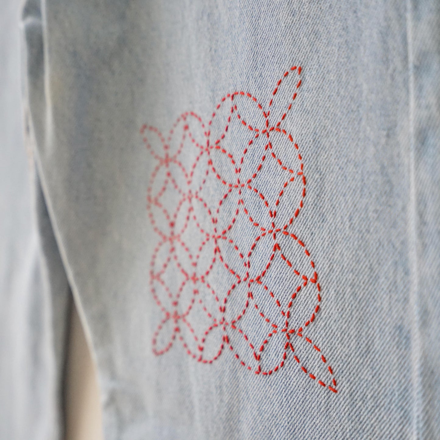 Vintage 501 Levi's Hand Embroidered Jeans size XS-S / Lila Papaya