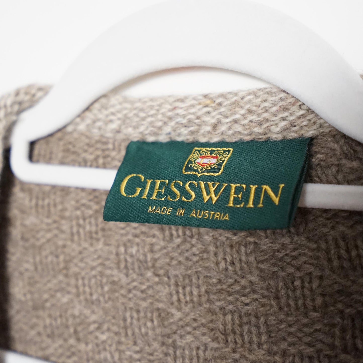 Vintage Cardigan size L-XL Giesswein