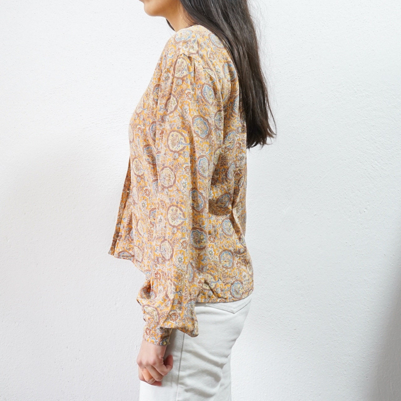 Vintage silk Blouse size M colourful paisley