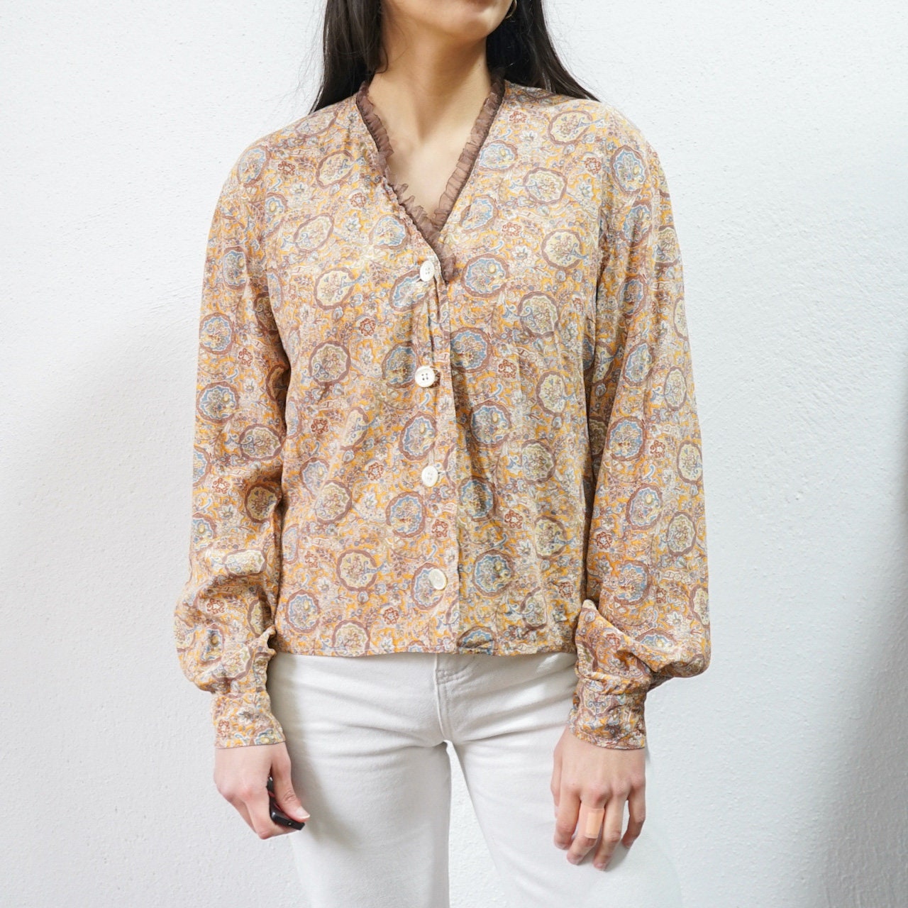 Vintage silk Blouse size M colourful paisley