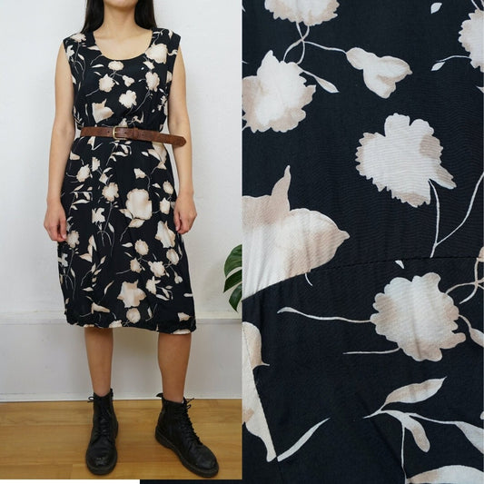 Vintage black floral Dress size M