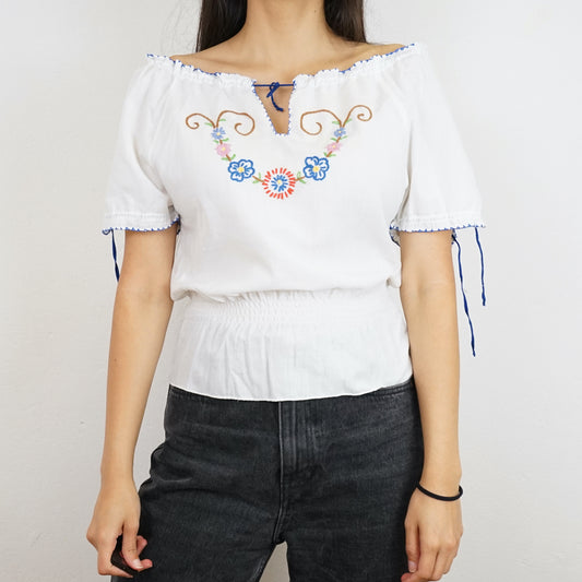 Vintage hungarian embroidered Blouse size XS