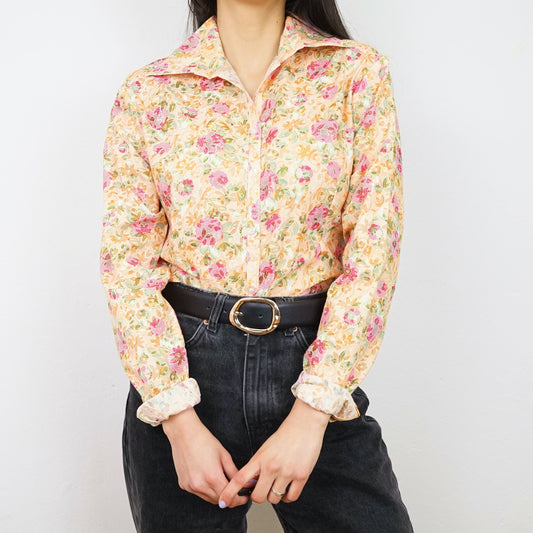 Vintage floral Blouse size M long sleeve