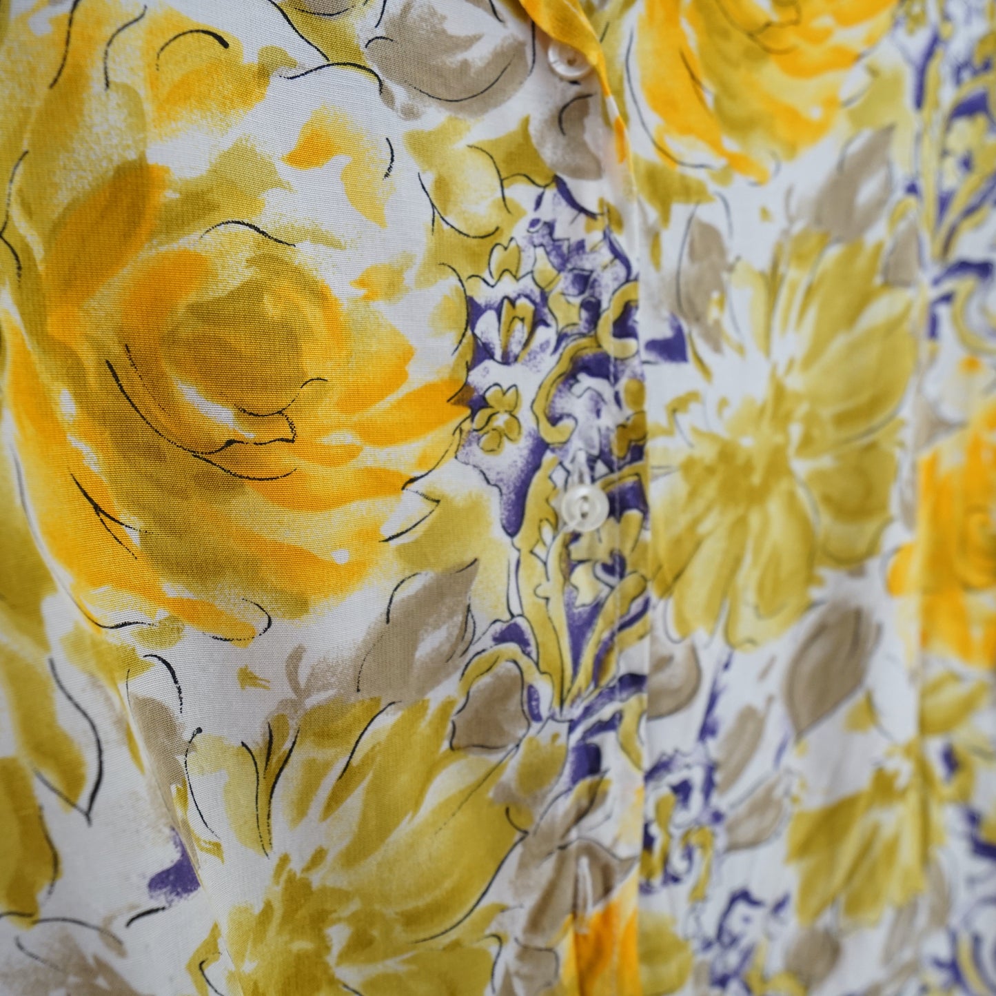 Vintage floral Blouse size S yellow