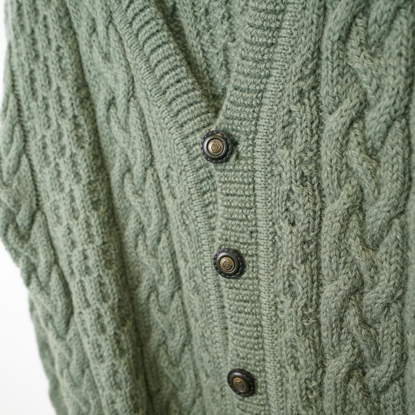 Vintage Cardigan size L sage green