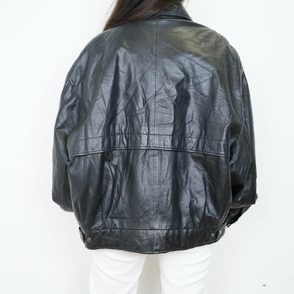 Vintage bomber leather jacket size L-XL quilted lining