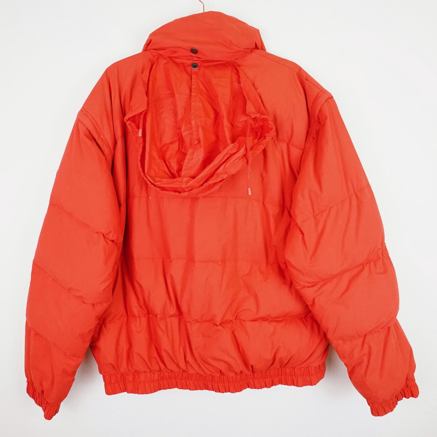 Vintage red Puffer Jacket Size L-XL