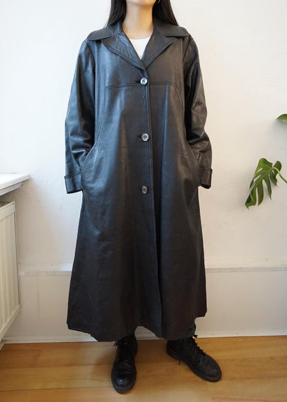 Vintage long leather coat Size M-L