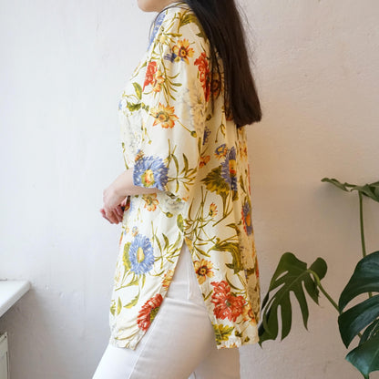 Vintage floral blouse size M-L
