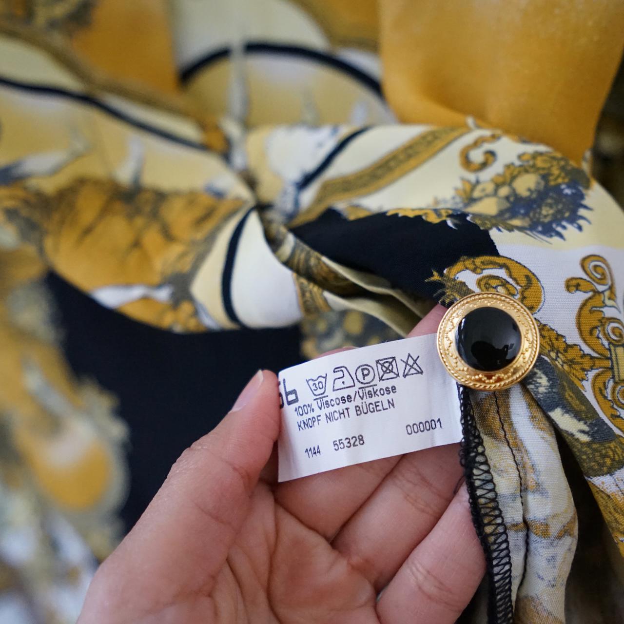 Vintage 80s baroque Blouse size L gold blouse