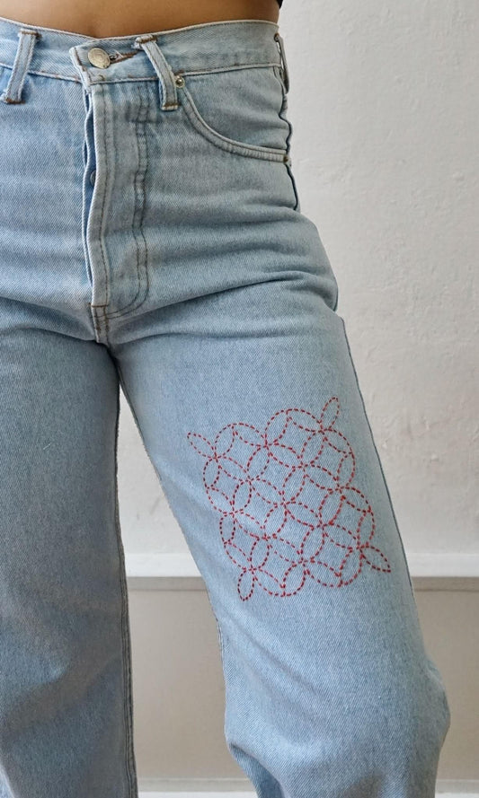 Vintage 501 Levi's Hand Embroidered Jeans size XS-S / Lila Papaya