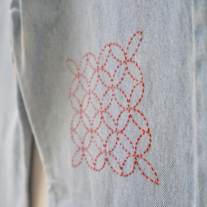 Vintage 501 Levi's Hand Embroidered Jeans size XS-S / Lila Papaya