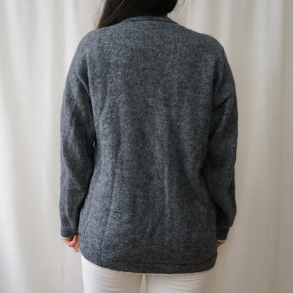 Vintage RARE Pullover Size M south american alpaca