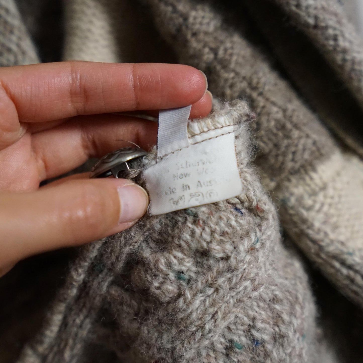 Vintage Cardigan size L-XL Giesswein