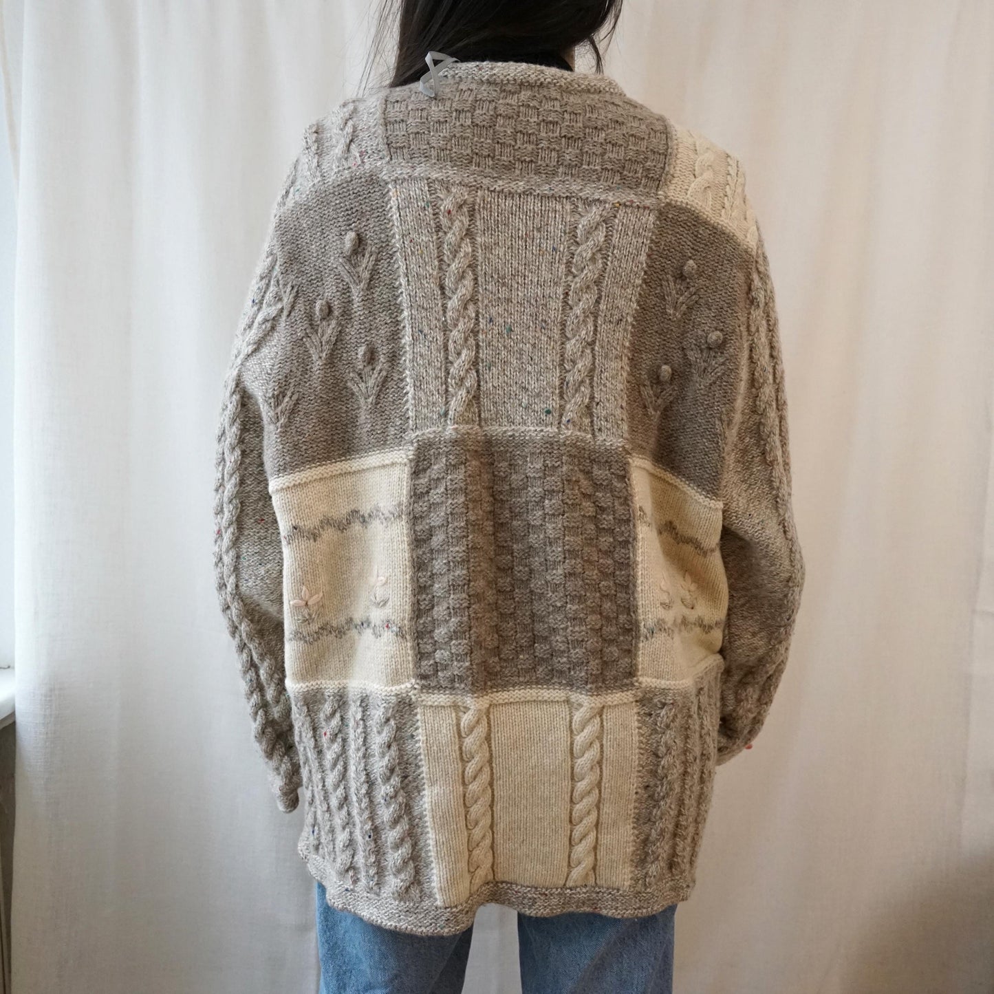 Vintage Cardigan size L-XL Giesswein
