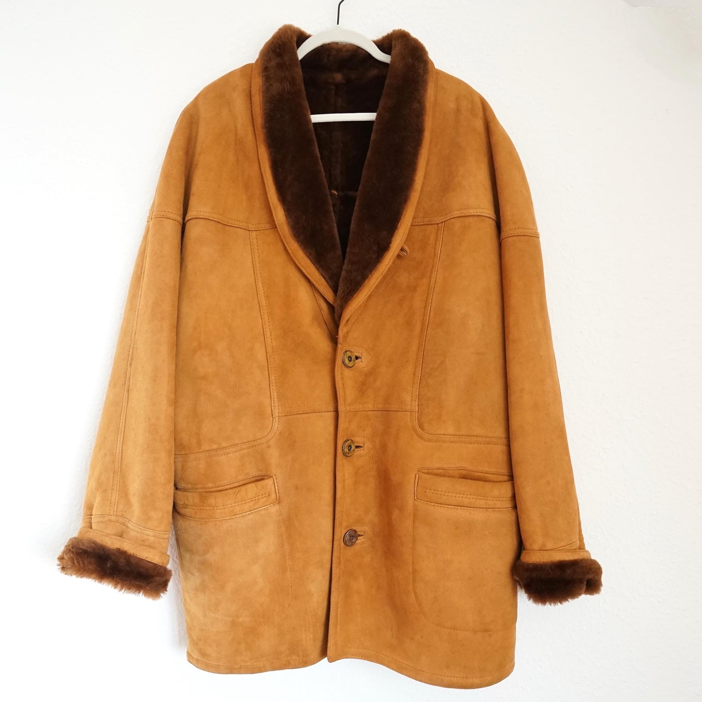Vintage Shearling Coat Size L-XL
