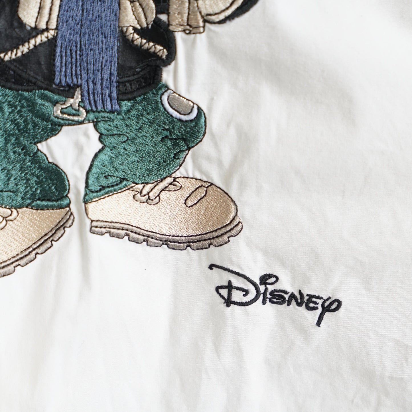 Vintage Disney Shirt size L Donald Duck Shirt embroidery