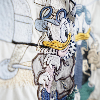 Vintage Disney Shirt size L Donald Duck Shirt embroidery
