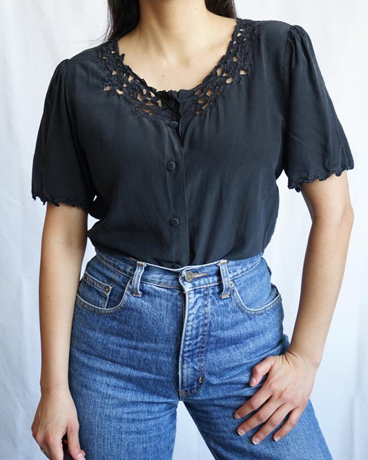 Vintage 80s silk Blouse size S embroidery