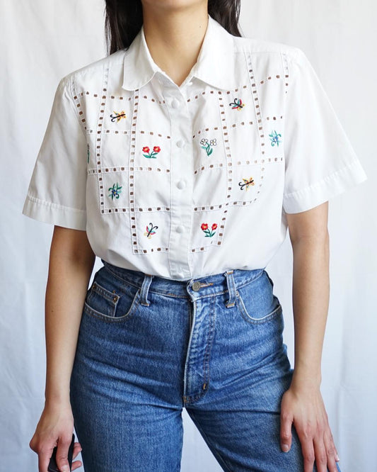 Vintage embroidered Blouse size M