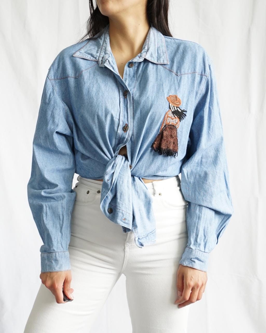 Vintage denim Shirt size M - embroidered
