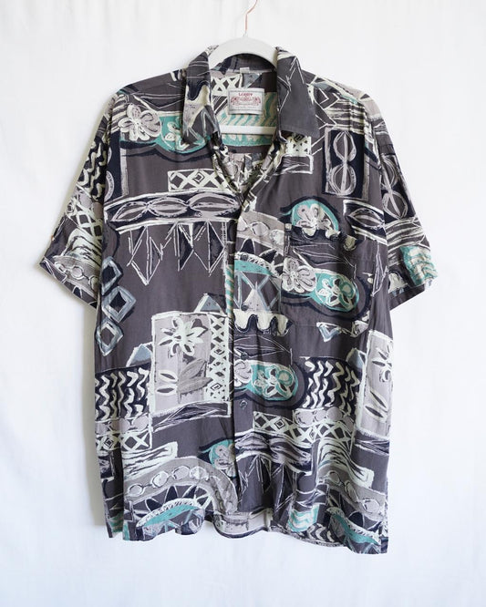 Vintage 90s shirt size L