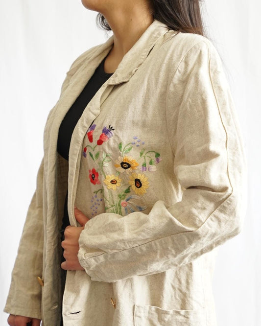 Vintage linen Blazer size M floral embroidery