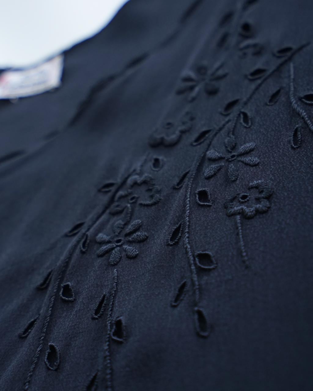 Vintage Silk Blouse Size L embroidered