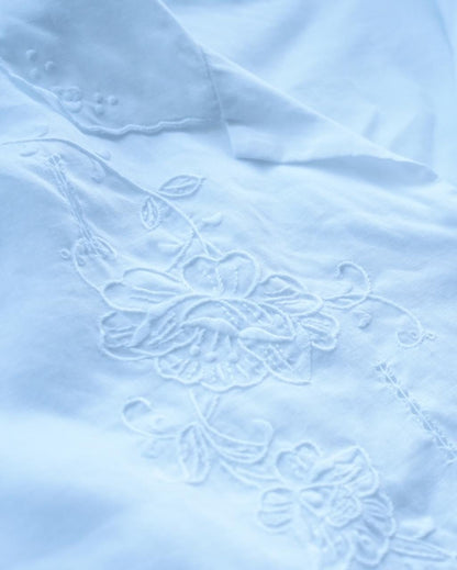 Vintage linen blouse size L hand embroidered