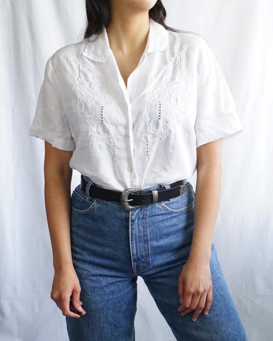 Vintage linen blouse size L hand embroidered
