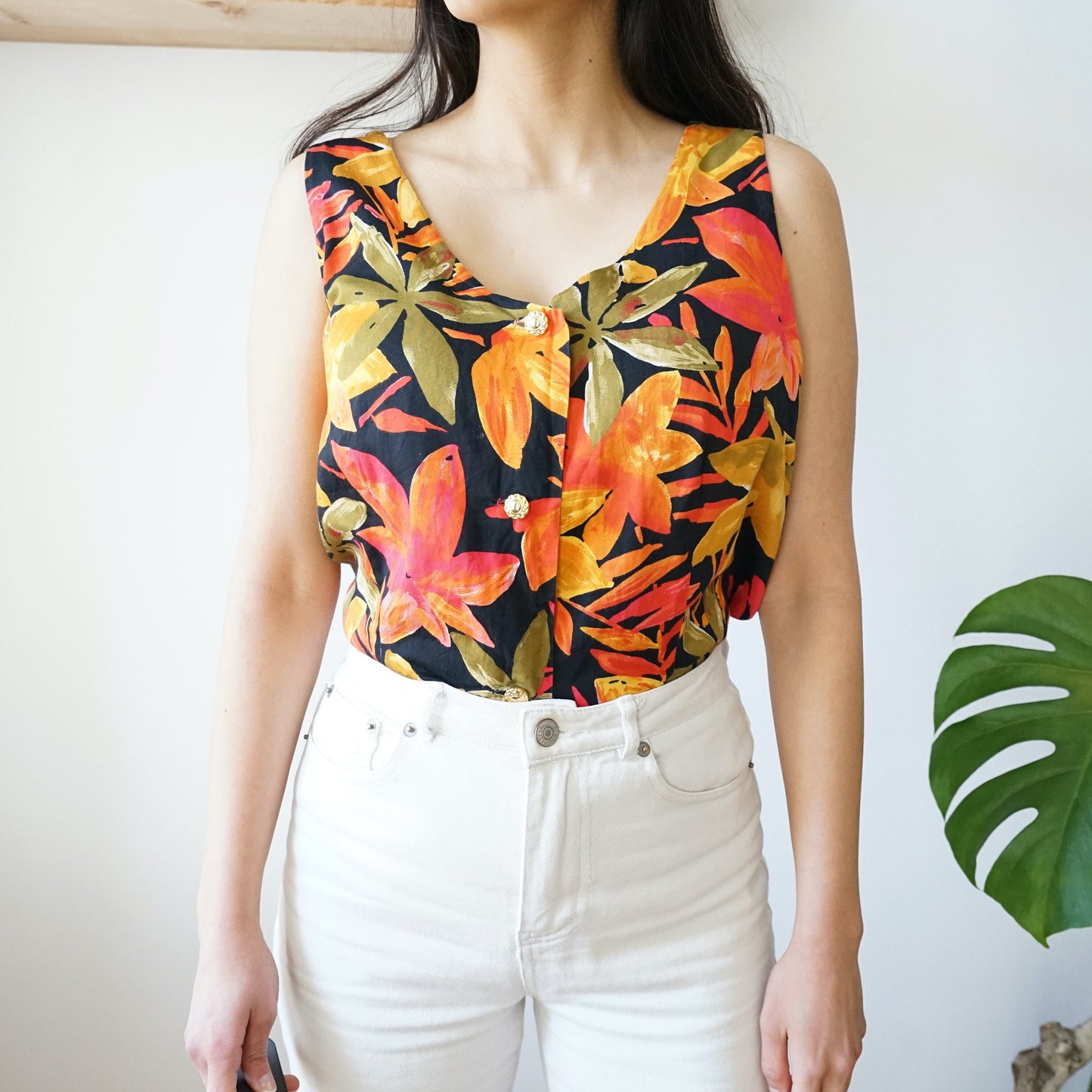 Vintage sleeveless floral blouse size M colorful floral blouse button up blouse
