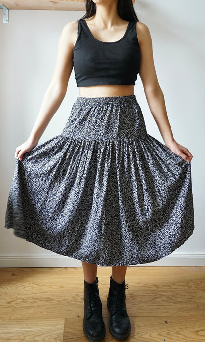 Vintage floral Skirt size XS-S blue white skirt boho midi skirt