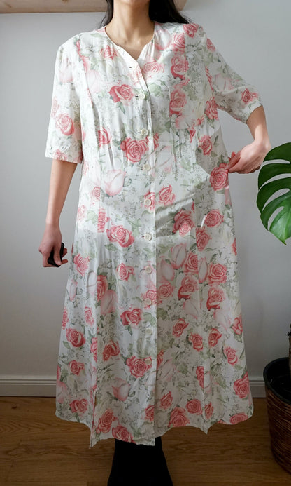 Vintage white floral Dress size L roses pattern dress maxi dress midi dress button up dress