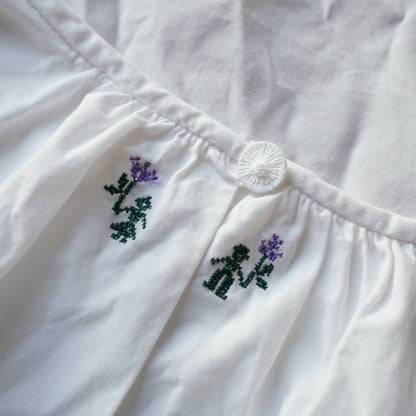 Vintage white dirndl Blouse Size S embroidery details bavarian blouse cropped top boho blouse vintage traditional austrian blouse