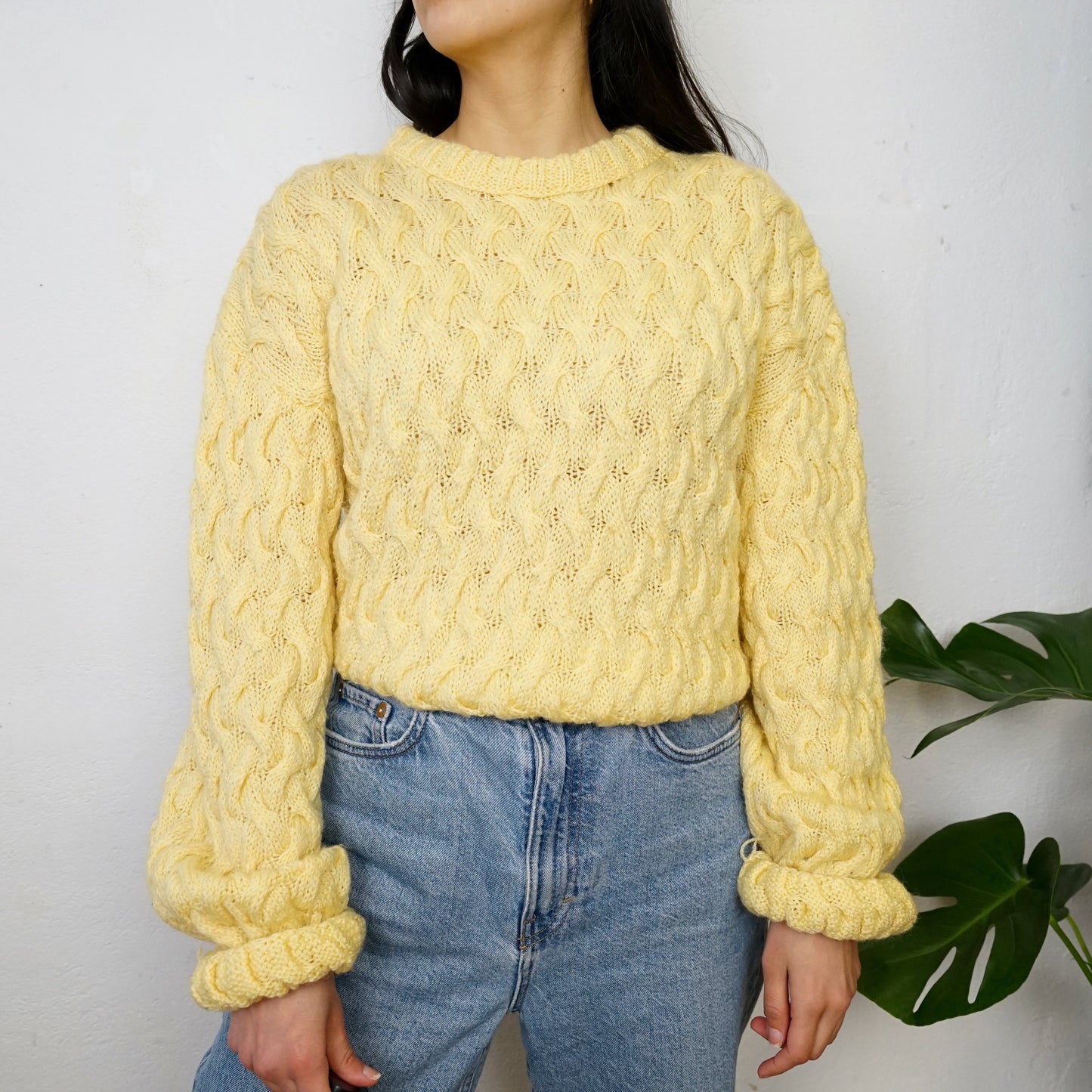 Vintage yellow Pullover Size L-XL braided pattern