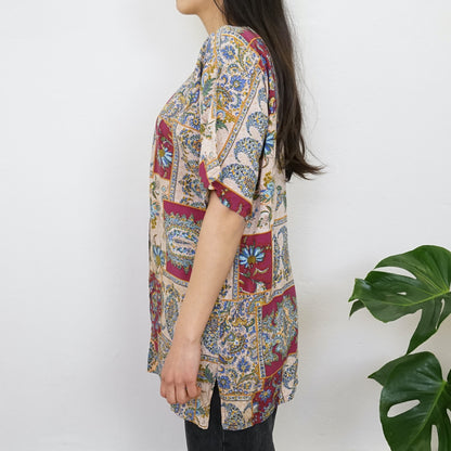Vintage floral paisley Blouse size L short sleeved colorful blouse button up shirt unisex
