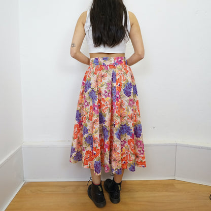 Vintage floral Skirt size S colorful