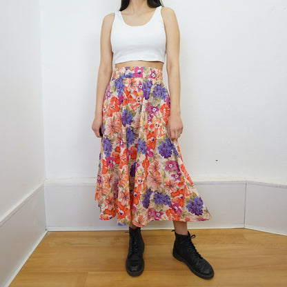 Vintage floral Skirt size S colorful