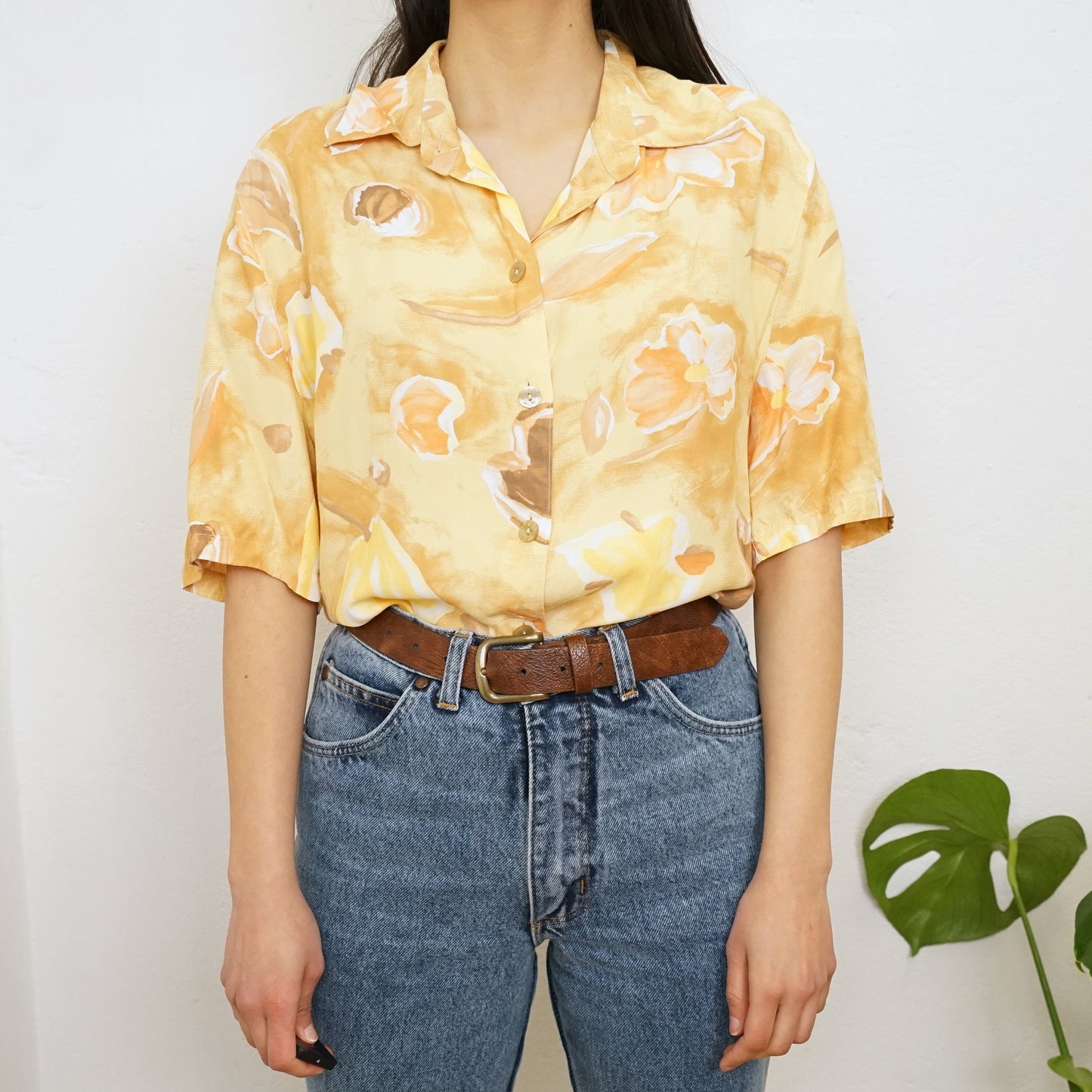 Vintage yellow Shirt size L-XL